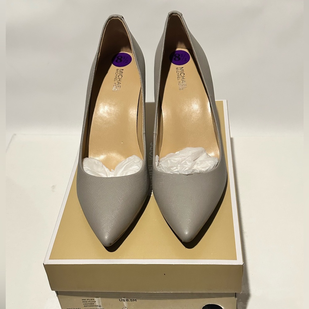 New Michael Kors MK Flex Mid Pump Leather Women's 8.5M Pearl Grey
